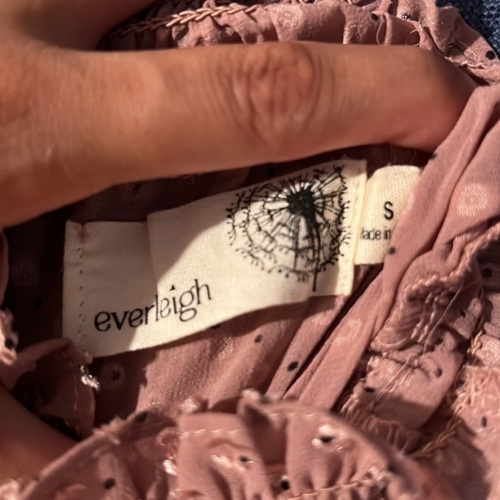 Mauve sheer top with satin under tank - Picture 3 of 4